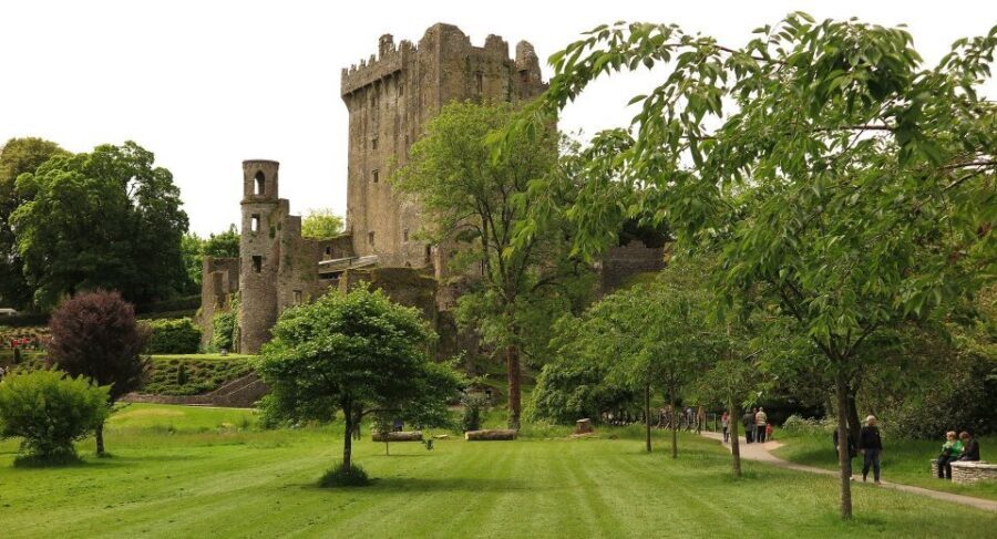 Dublin: Full-Day Tour to Cork, Cobh and Blarney Castle - Heading toward Cobh along Cork Harbour: why the ride matters