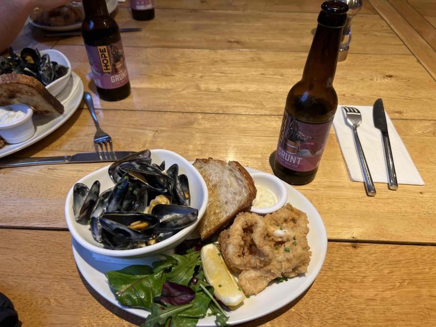 Dublin: Howth Coastal Craft Beer and Seafood Tour - Seafood stops with shrimp and mussels in prime coastal setting
