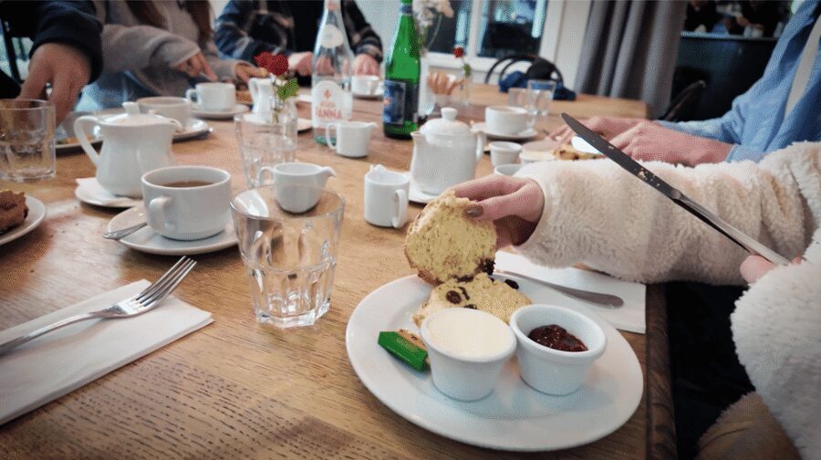 Dublin: Howth Safari Hiking Tour - Meet The House Restaurant: start warm, walk ready