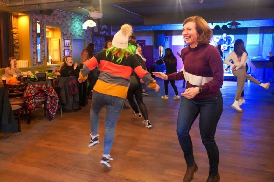 Dublin: Irish Music and Dance Show with Dance Lesson - FAQ