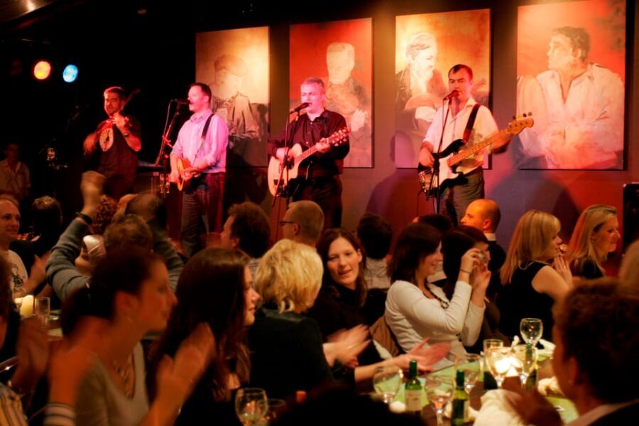 Dublin: Irish Night Show at the Merry Ploughboy Pub - The three-course Irish meal: big portions, with a few caveats