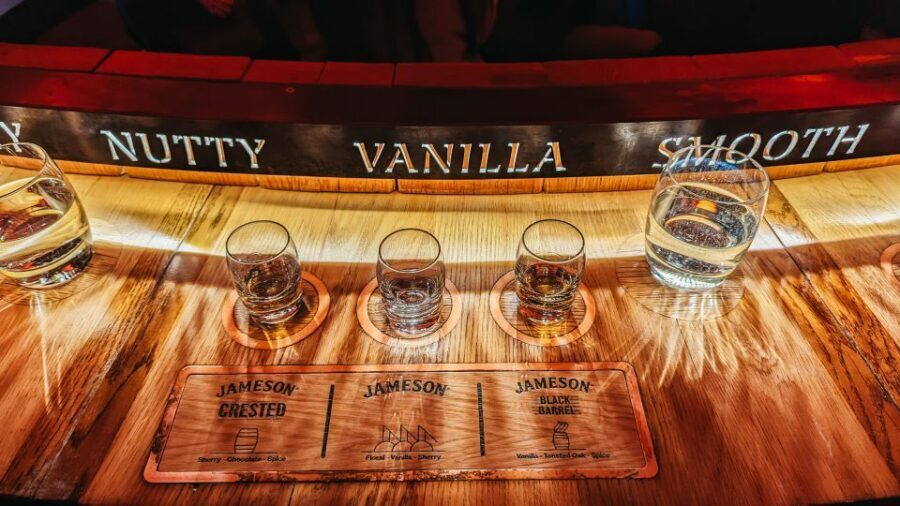 Dublin: Jameson Whiskey Distillery Tour with Tastings - Comparative tasting: how to get more from every sip