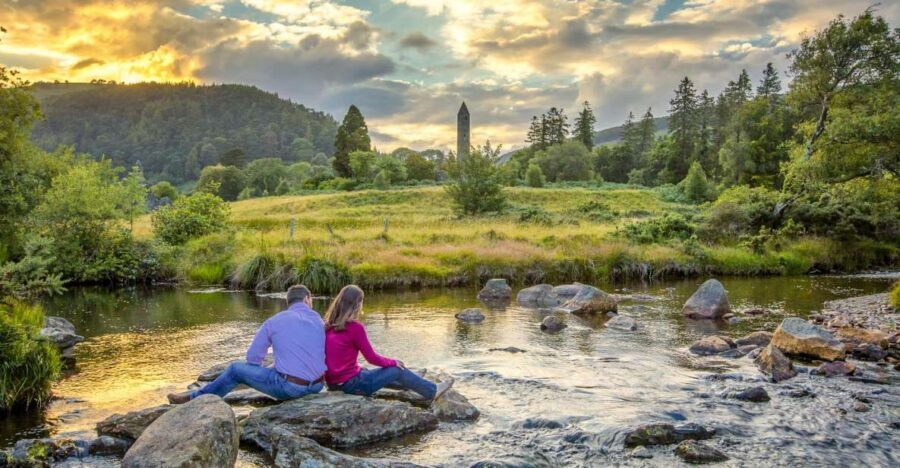 Dublin: Kilkenny, Wicklow & Glendalough Tour & Sheepdog Show - Glendalough: St. Kevin’s ruins and the two-lakes walk feeling