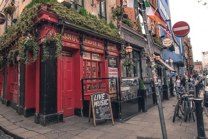 Dublin Private Custom Tour, Off-The-Beaten-Path in Temple Bar with a Local - Temple Bar, but with a smarter route and real talk