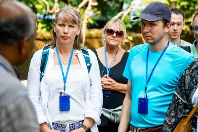Dublin : Private Custom Tour with a Local Guide - Stop 1: Meeting Your Guide in Dublin and Getting Started Smoothly