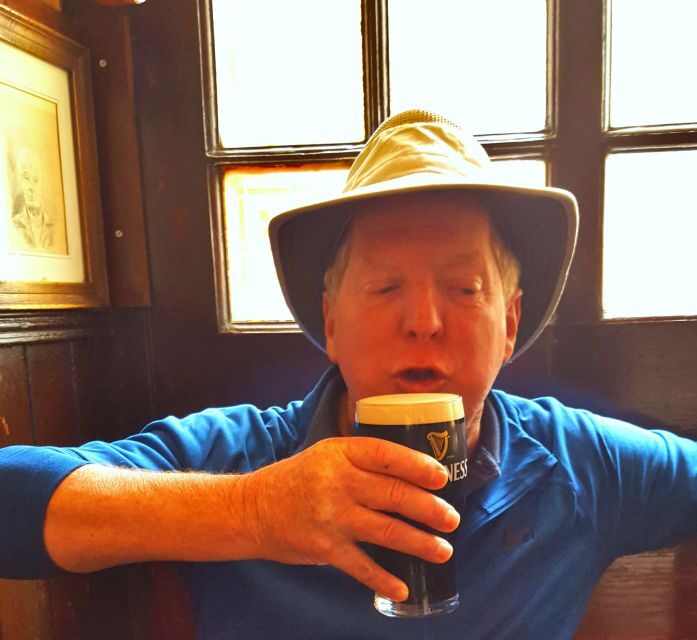 Dublin: Private Pub Tour - The 4-hour flow: three local bars, guided time, and a real pub pace