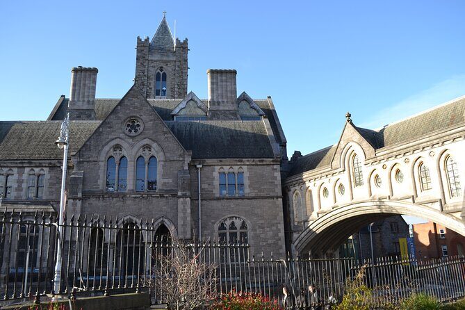 Dublin Private Walking Tour | 3 hour Highlights & Hidden Gems - Edward Delaney’s Famine Memorial: a hard stop that teaches the stakes