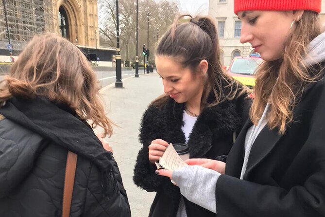 Dublin Self-Guided Murder Mystery Tour by Temple Bar - Temple Bar as a Mid-Route Landmark Moment