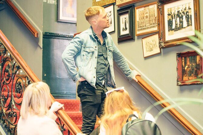 Dublin Storytelling Pub Tour - 3 stops, drinks & local snacks - Entering the Powerscourt Townhouse Centre for a Georgian starter