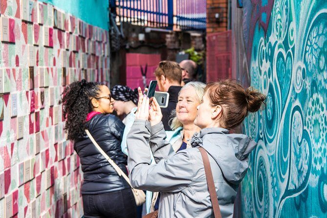 Dublin : Street Art Walking Tour - Temple Bar finish: street art and installations where Dublin is loudest