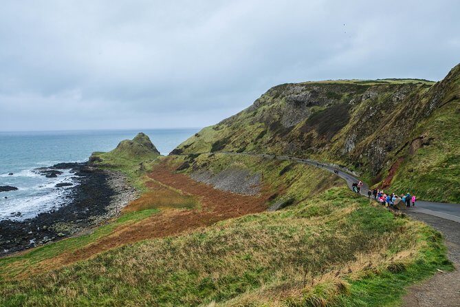 Dublin to Belfast Black Cab, Dunluce Castle and Giant's Causeway - Belfast by Black Cab: Murals, Bobby Sands, and Real-Life Context