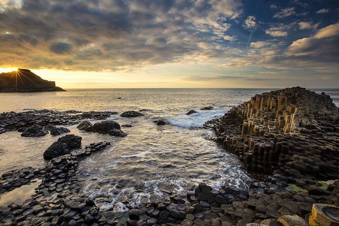 Dublin to Dunluce Castle, Giant's Causeway, Dark Hedges & Belfast - Dark Hedges: the Game of Thrones road tunnel and the Grey Lady effect