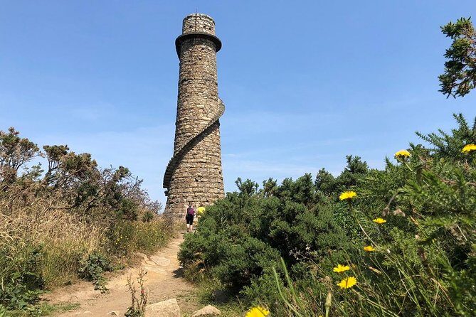 Dublin to Wicklow, Glendalough Small Group Tour with Guided Walk - Enniskerry lunch break: a Victorian village reset