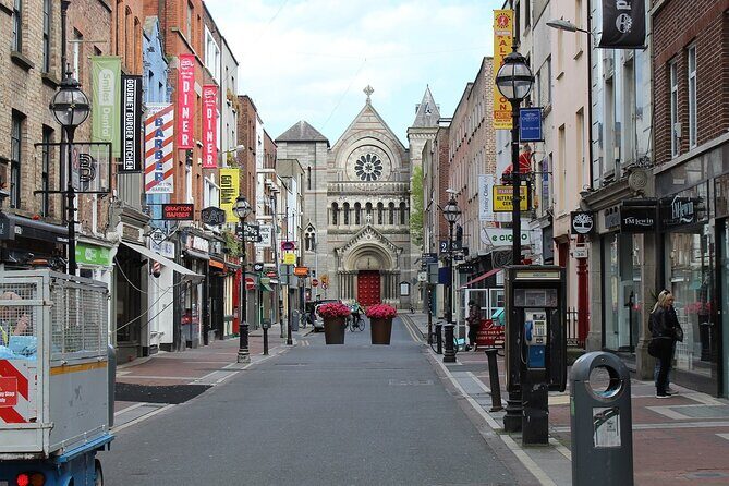 Dublin Walking Tour: Explore Top Sights & Hidden Gems - Temple Bar on foot: pubs, street performance, and the 17th-century vibe