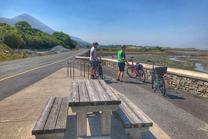 E-Bike Cycle Greenway - Westport To Achill Island Atlantic coast - Getting started at Westport Groups Church St (and why the bike setup matters)