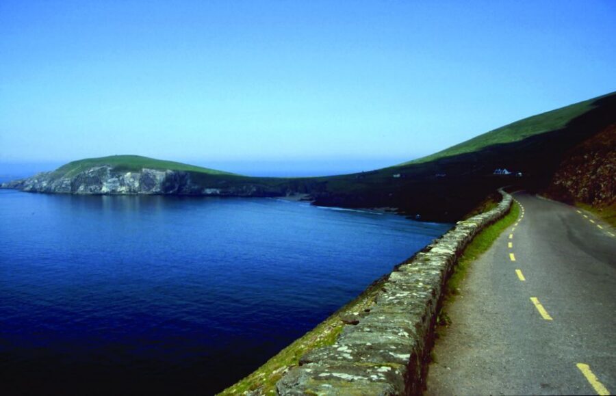 From Cork: Full-Day Guided Tour to Dingle Peninsula - Dingle Town: Fishing Village Soul, Music, and Artistic Energy