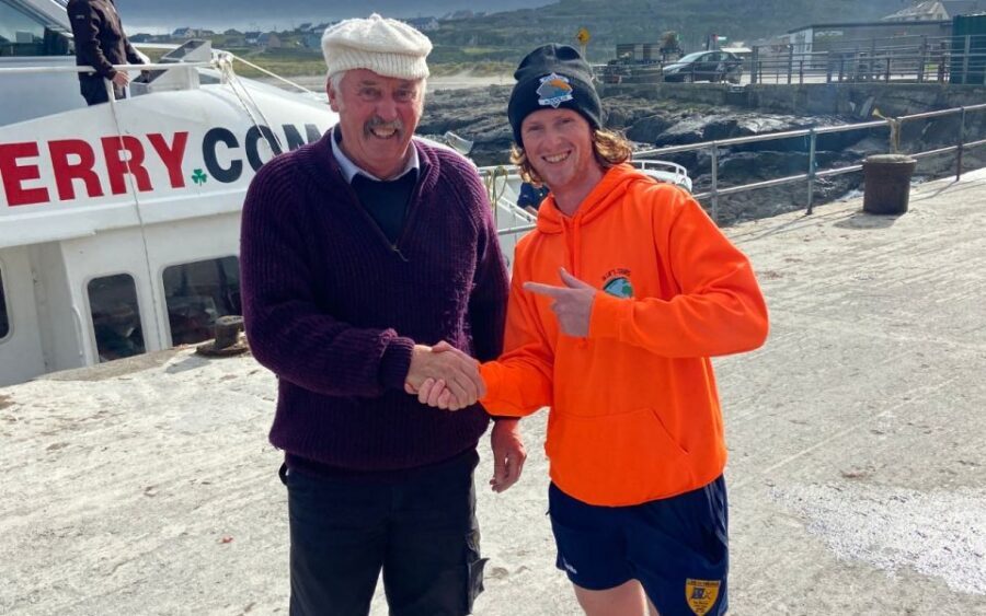 From Doolin: Day Trip to Inisheer with Bike or Bus Tour - Free time on Inisheer: pub pint, playground, shopping, beach time