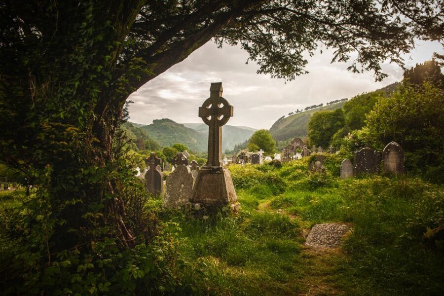From Dublin: 3-Day Dingle, Killarney & the Wild Atlantic Way - Where you stay in Dingle: en-suite rooms and the real town radius