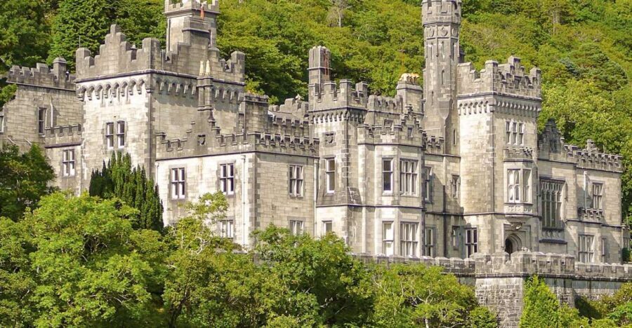 From Galway: Connemara & Kylemore Abbey Full-Day Guided Tour - What to bring: the “west of Ireland” checklist