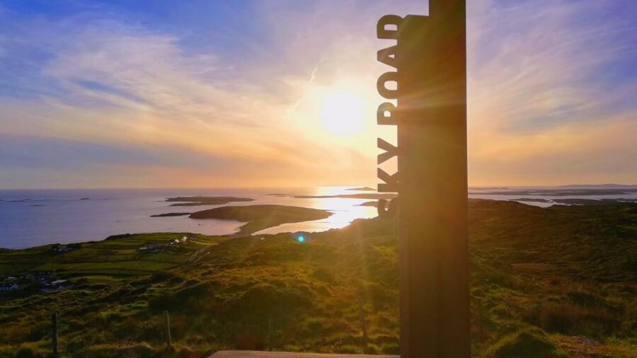 From Galway: Connemara, Kylemore Abbey or National Park Tour - Clifden and the road to Sky Road: when the coast shows off