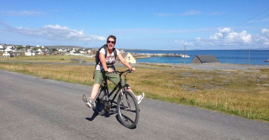 From Galway: Day Trip to Inisheer with Bike or Bus Tour - Galway Cathedral to Doolin: the day starts with real structure