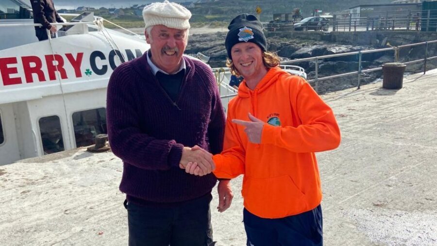 From Galway: Day Trip to Inisheer with Bike or Bus Tour - Guided bike/tractor tour: how you see sunken churches and shipwreck stories