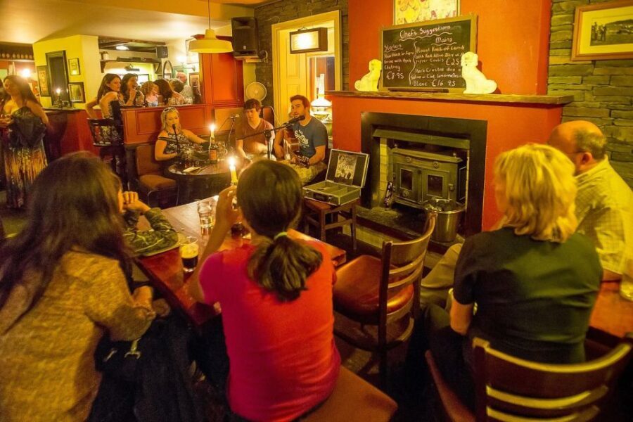 From Limerick: Full-Day Guided Tour of Cliffs of Moher - Cliffs of Moher: what 90 minutes is really enough for
