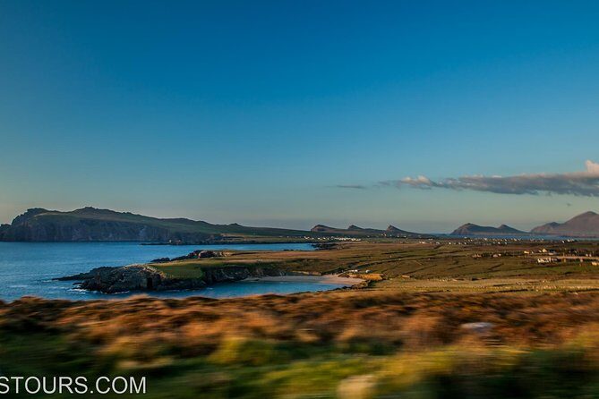 Full-Day Tour of the Dingle Peninsula, Slea Head, and Inch Beach - Slea Head and the Blasket Islands: Emigrants, Irish, and Westward Views