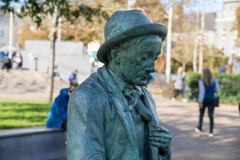 Galway City Walk: Rougues, Rebels and Rakes - Claddagh Ring Museum: how a symbol becomes Galway’s identity