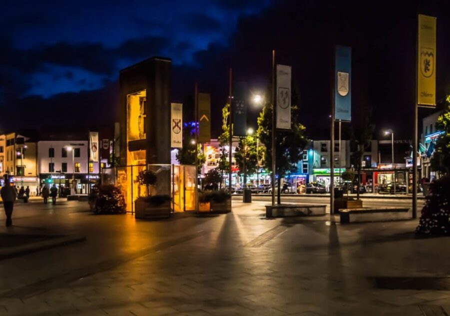 Galway: Dark History Guided City Walking Tour - What You’ll Hear About Doors, Color, and Local Details
