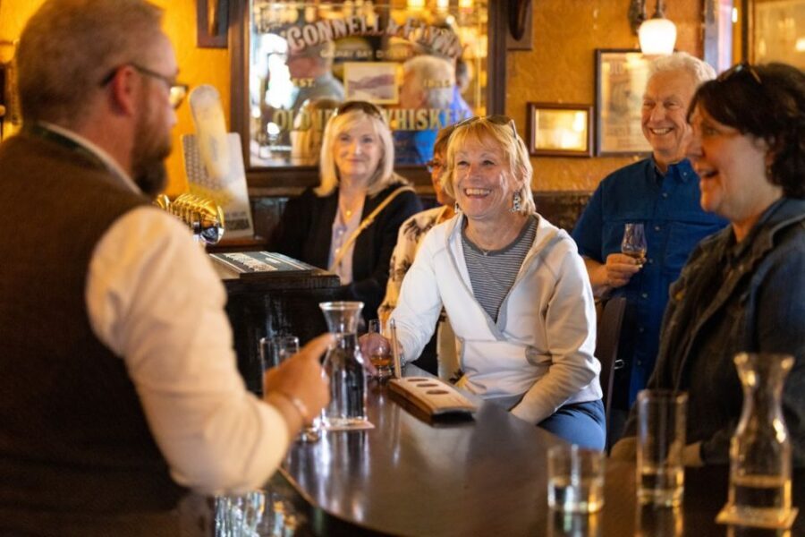 Galway: Food and Culture Walking Tour with Tastings - The guide experience: why people keep praising the hosts
