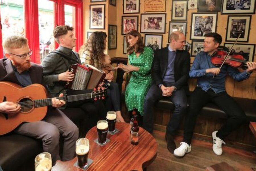 Galway: Food and Culture Walking Tour with Tastings - Who should book this Galway food-and-culture walk
