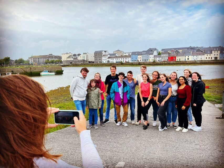 Galway: The Irish Dance Experience - The 90-minute flow: from basic rhythms to group dancing