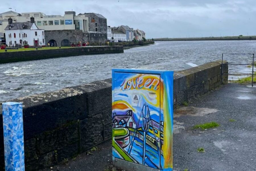 Galway: Welcome to Galway Walking Tour - A 75-Minute Galway Welcome at Eyre Square