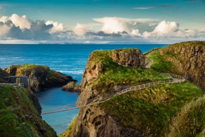 Giant's Causeway Luxury Private Day Tour - Bushmills Distillery Stop: Whiskey Time, With a Check on Opening Status