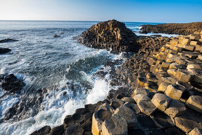 Giant's Causeway with the Titanic Exhibition and the best of Northern Ireland - The Dark Hedges: quick stop, strong atmosphere, great photo odds