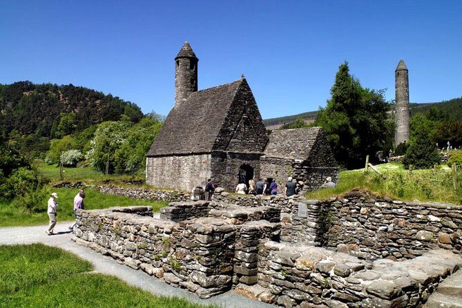 Glendalough & Wicklow Mountains Afternoon Tour from Dublin - Two-lake options and trail choices (without getting stuck)
