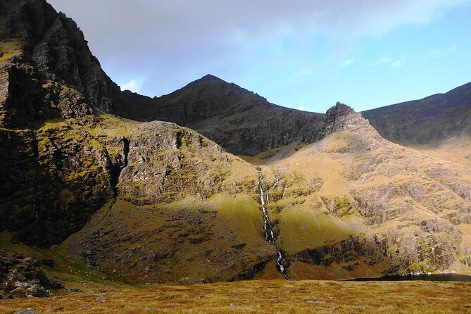 Guided Climb of Carrauntoohil with KerryClimbing.ie - What the guides bring: stories plus real mountain know-how