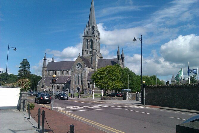 Guided Killarney National Park Walking Tour - Killarney beyond the postcard: Deenagh, De Gaulle, and film lore