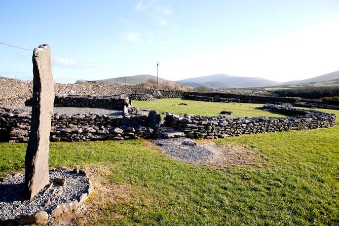 Half Day Private Tour to Dingle Peninsula and Slea Head - The Early Christian Stretch: Beehive Huts, Oratories, and Monastic Reask