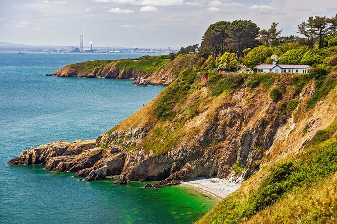 Howth Coastal Half-Day Bus Tour from Dublin with Live Guide - On the Bus: Deck Seating, Weather Reality, and What to Pack