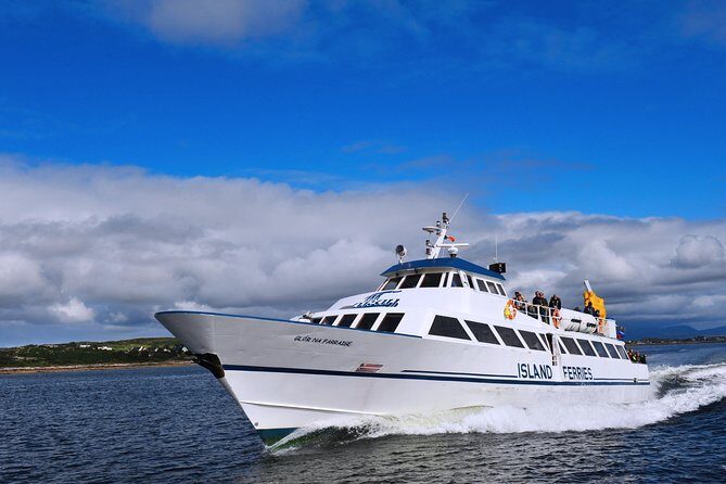 Inis Oírr (Aran Islands) Day Trip: Return Ferry from Rossaveel, Galway - Inis Oírr on your own time: bikes, minibuses, and pub breaks
