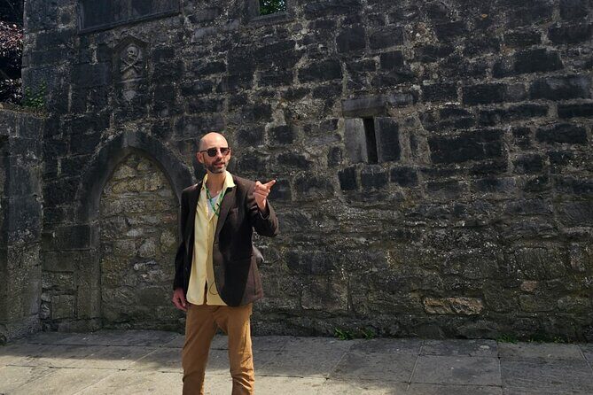 Instant Galway 60 min Walking Tour - Guide vibe, small group size, and the name to remember