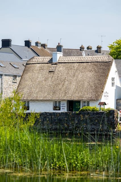 Ireland: The Quiet Man Museum and Film Location Guided Tour - Costume time and photo moments that actually fit the tour