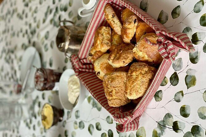 Irish Baking Class: Granny's Apple Cake, Traditional Scones - Getting There From Dublin (And Making the Most of the Morning)
