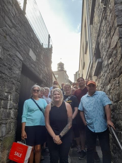 Kilkenny Dark Tours - Getting oriented: Kilkenny Castle gates to Parliament Street gardens
