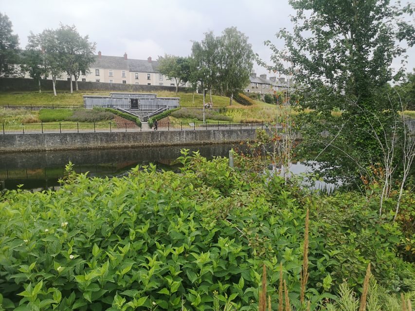 Kilkenny: Historical Highlights Walking Tour - Kilkenny Castle finish: 600 years of Butler presence in context
