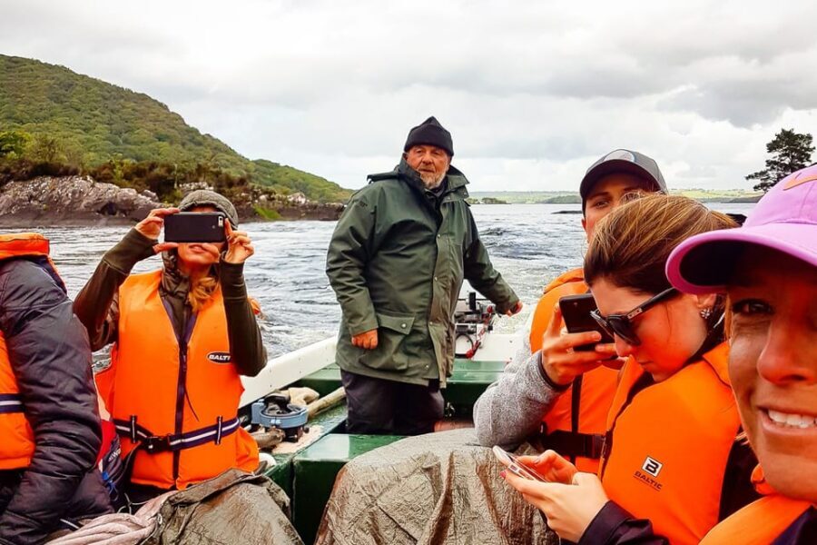 Killarney: Gap of Dunloe Pony, Trap & Traditional Boat Tour - Timing and transfers: how the day stays smooth