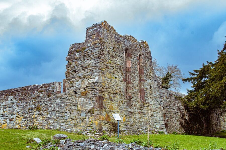 Killarney: Guided Boat Tour to Innisfallen Island - The short boat ride from Reen Pier near Ross Castle