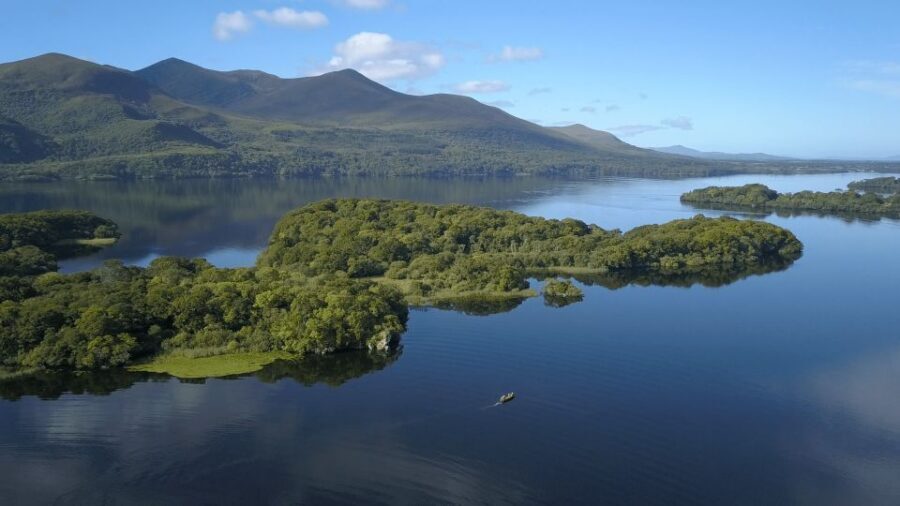 Killarney: Lakes of Killarney Boat Tour with Transfer - The Gap of Dunloe by jaunting cart: worth it, with real limits